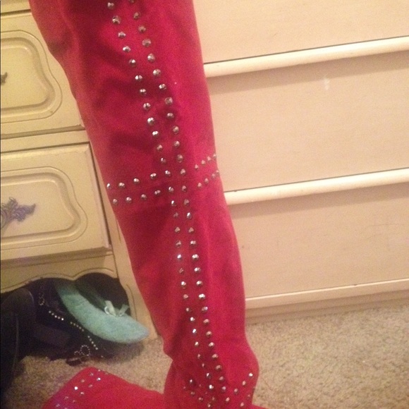 Over The Knee Heeled Boots - Picture 4 of 4