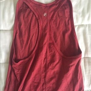 Lululemon workout tank