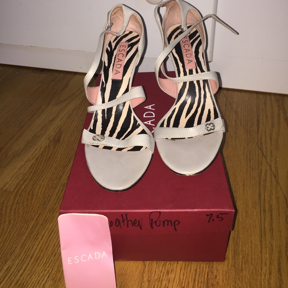 Escada Strappy Grey Pumps