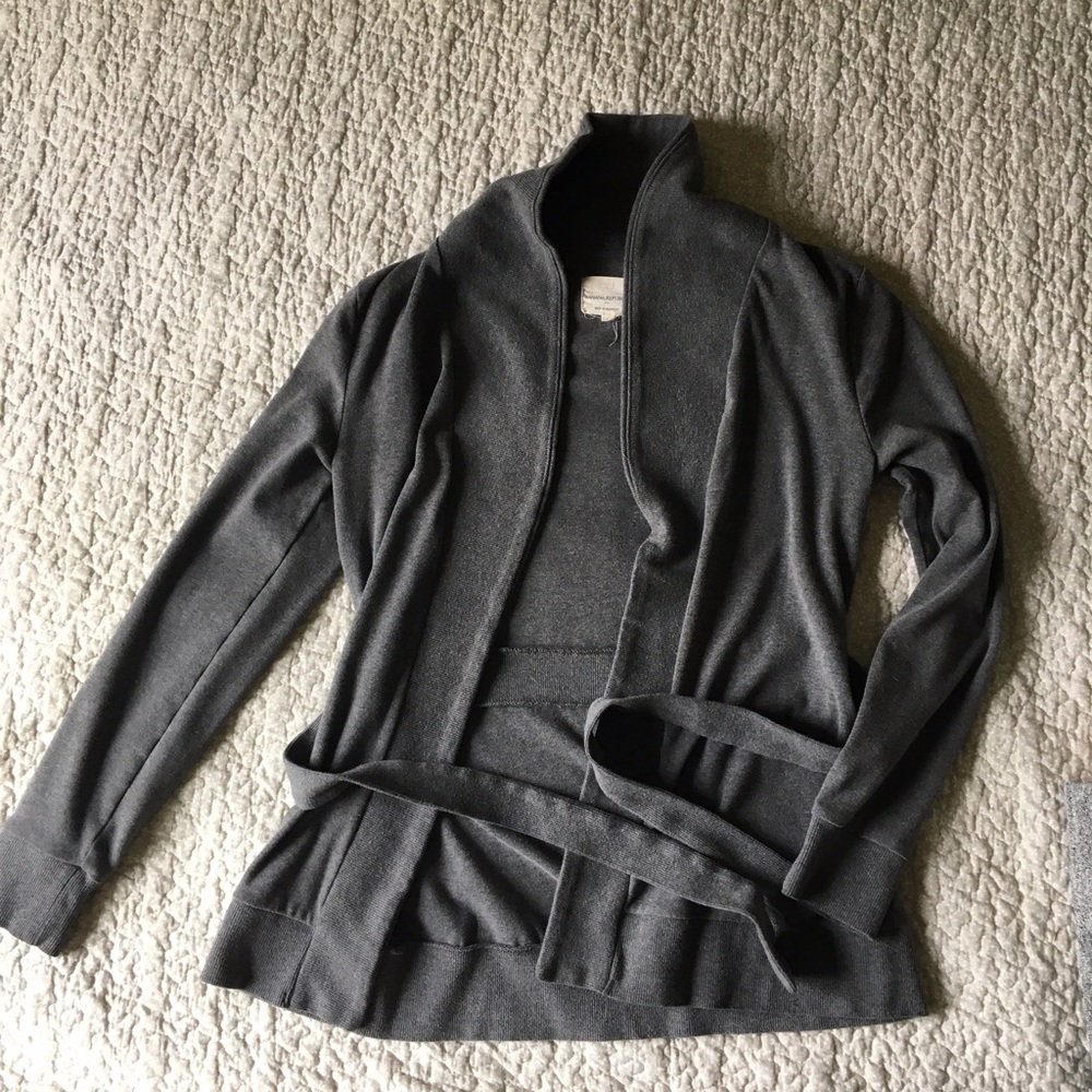 Banana Republic Grey Stretch Cotton Cardigan