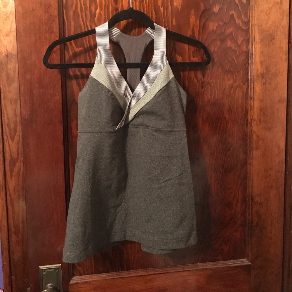 Lululemon workout tank