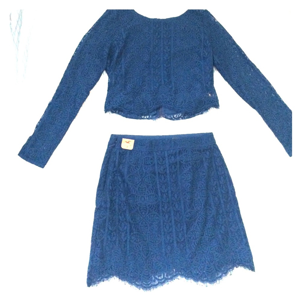 New Hollister crop top with high waisted skirt