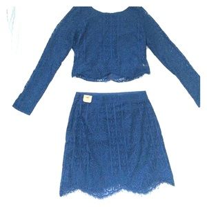 New Hollister crop top with high waisted skirt