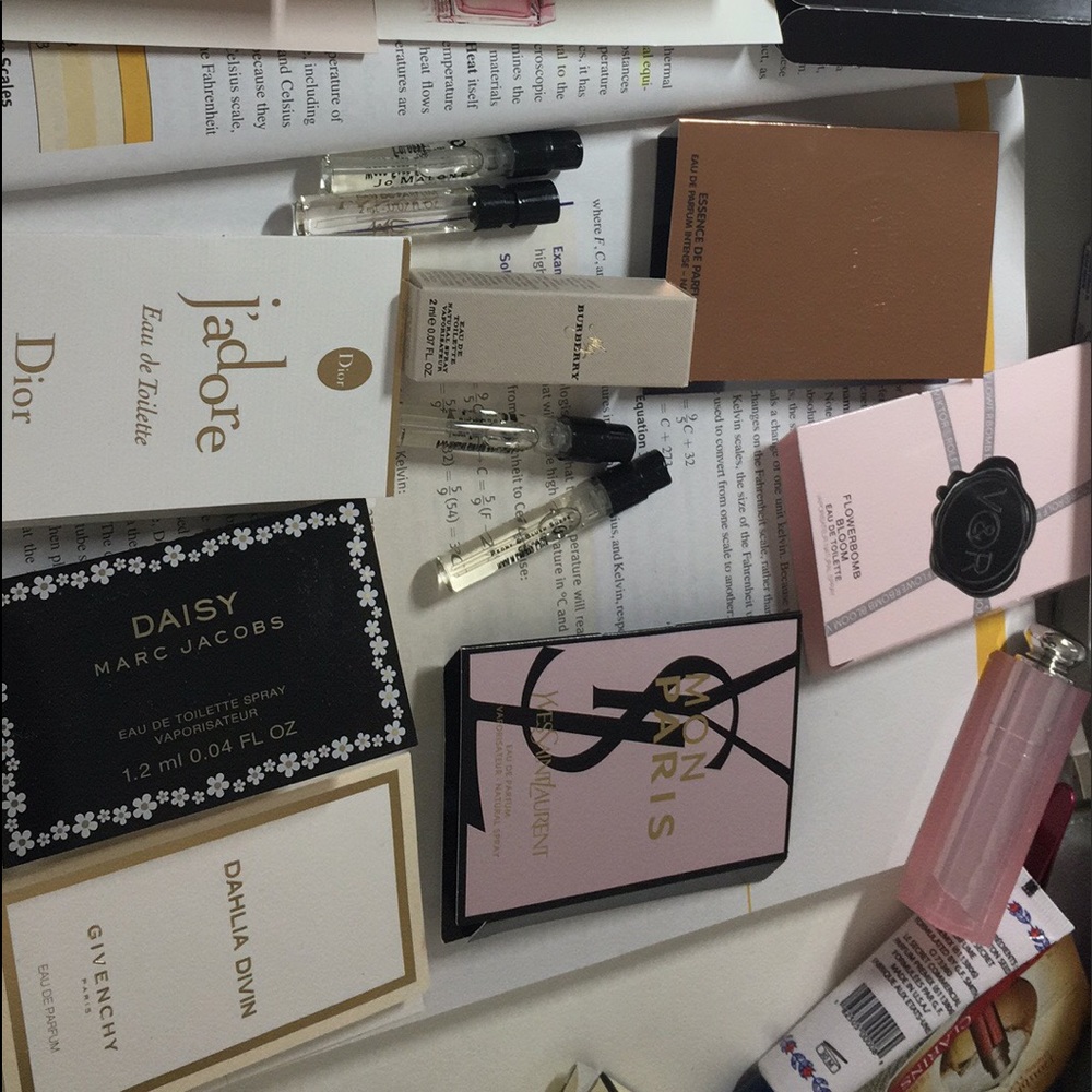 Free sample with any purchase