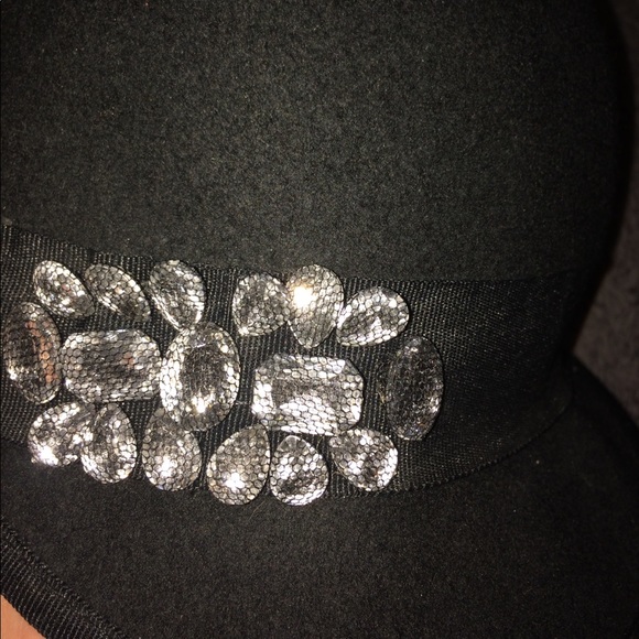 🎩 Hat - Picture 3 of 4