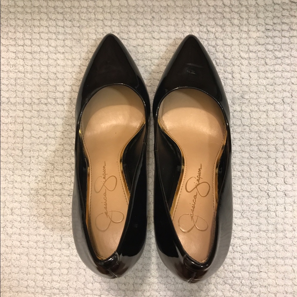 Jessica Simpson Black Pumps