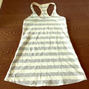 Lululemon size 6 cool racerback tank