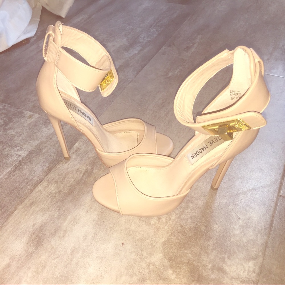 Nude heels