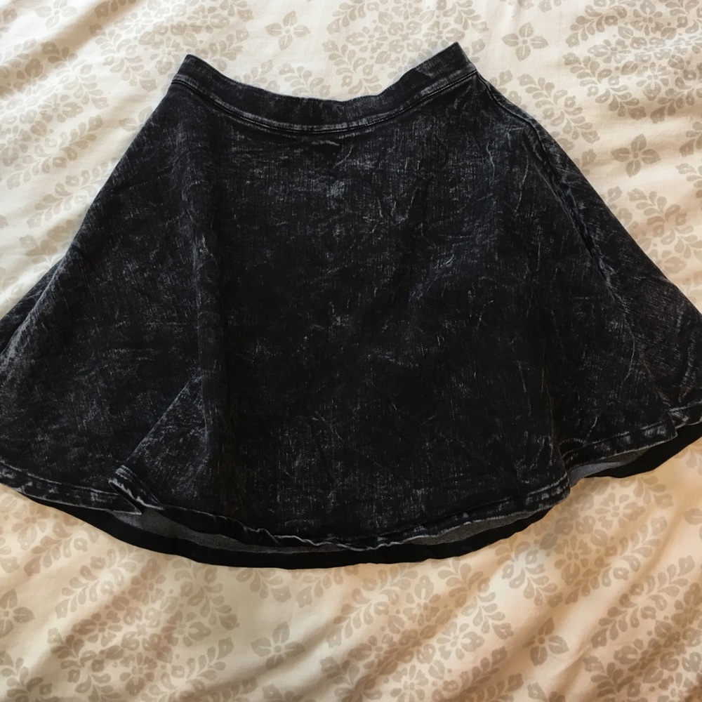 High wasted flared skirt