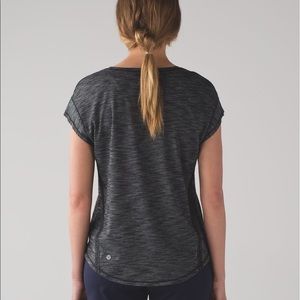Lululemon Lost in Pace short sleeve