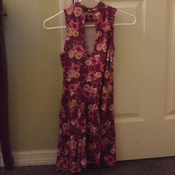 Dress - Picture 2 of 2