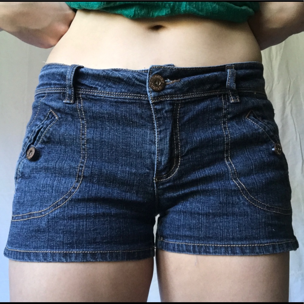 Stretchy jean shorts