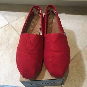 Brand New Red Toms