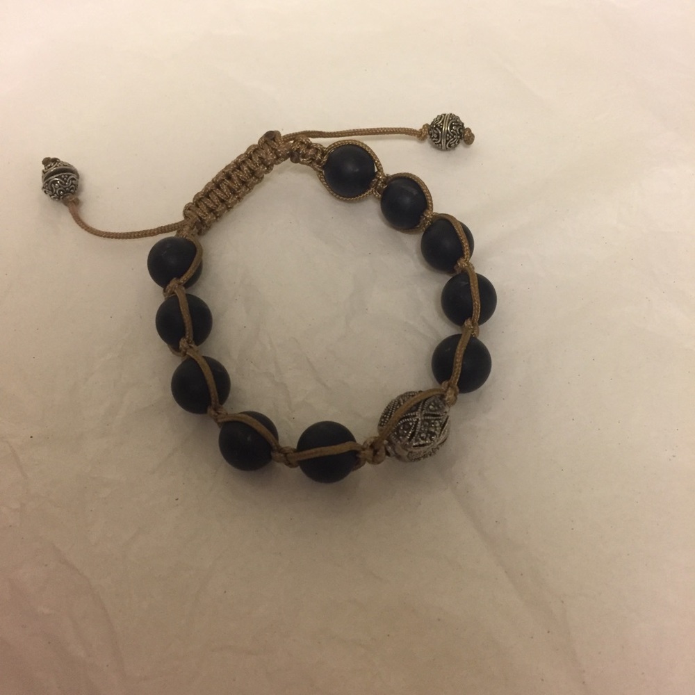 Beaded fashion jewelry bracelet