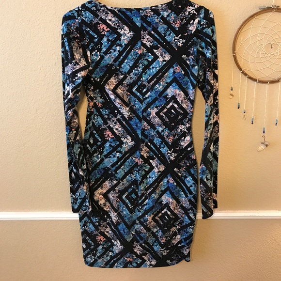 Bodycon Pattern Dress - Picture 2 of 3