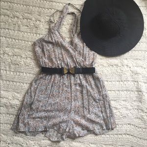 BCBGeneration Backless Floral Romper (M) w Pockets