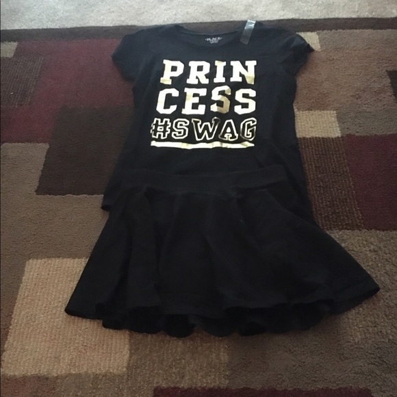 A black skirt and inspirational shirt! - Picture 1 of 1