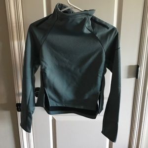 Nike Therma Dri-Fit sweatshirt