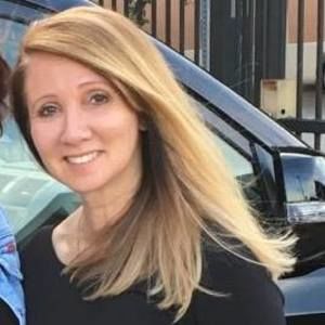 Meet your Posher, Debbie