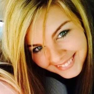 Meet your Posher, Hillary