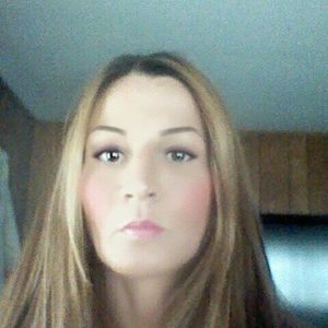 Meet your Posher, Mia