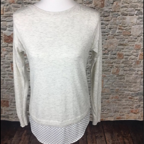 Ann Taylor LOFT Women's Split Back Sweater Sz XSP - Picture 2 of 7