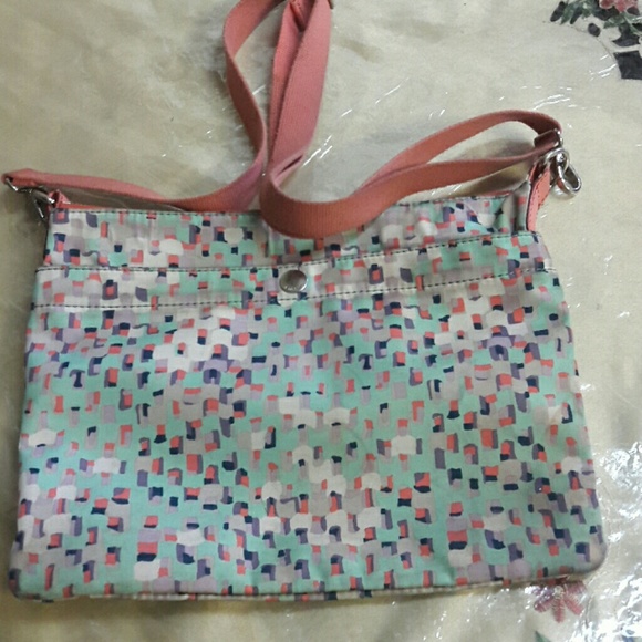 Purses - Picture 4 of 4