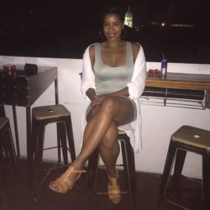 Meet your Posher, Naya-joi