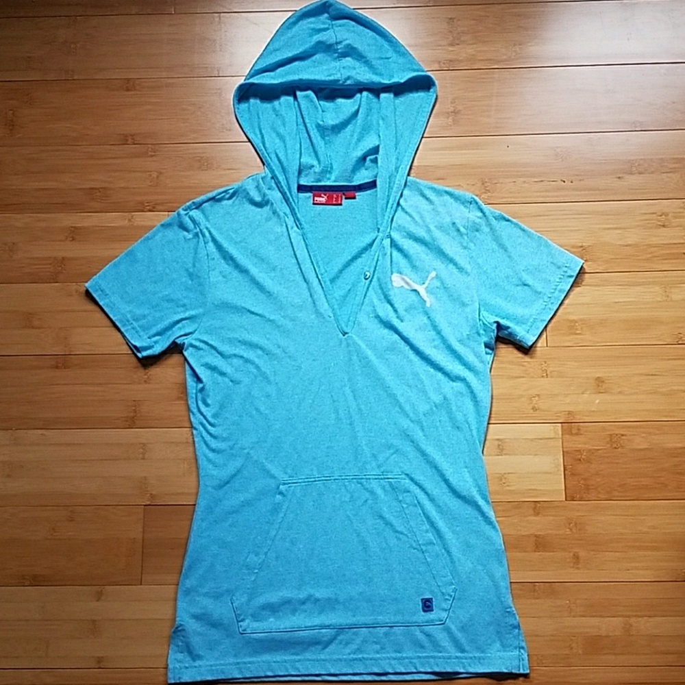 Baby blue Puma top