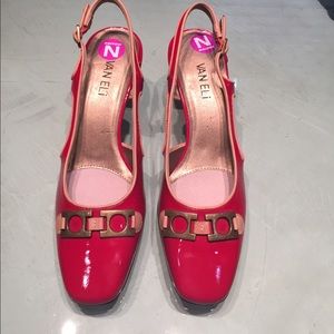 Retro patent red sling black pump
