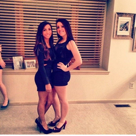 Black body con Bebe dress! - Picture 3 of 3