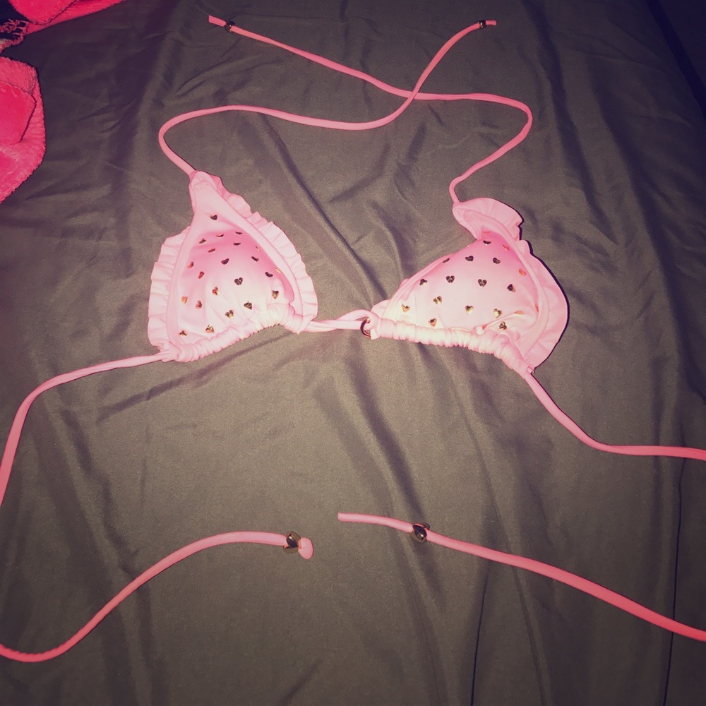 Super adorable swimsuit top