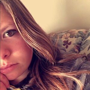 Meet your Posher, Leah