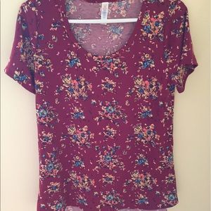 Lularoe Classic T NWOT