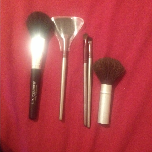 MakeUp Brushes - Picture 1 of 6