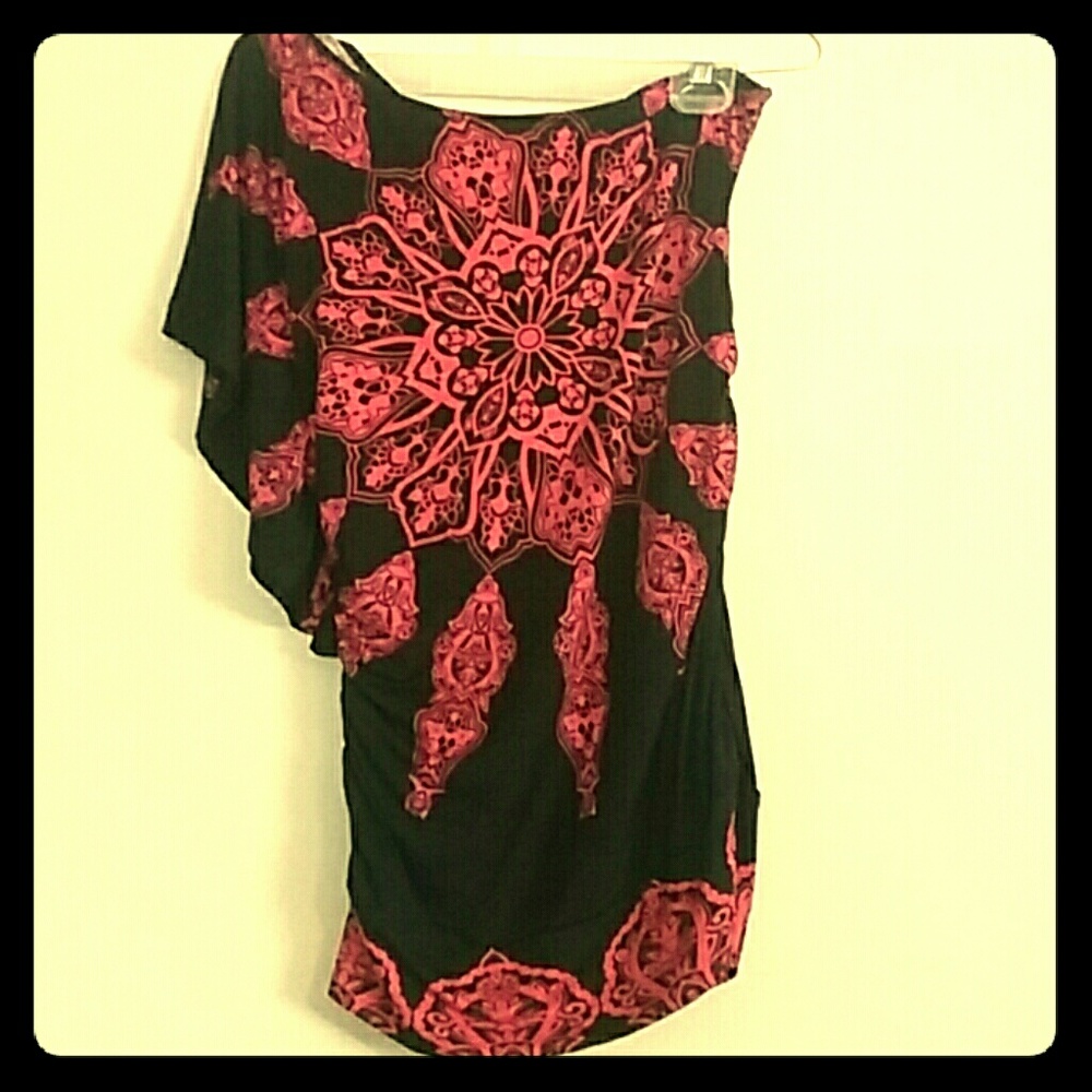One sleeve top