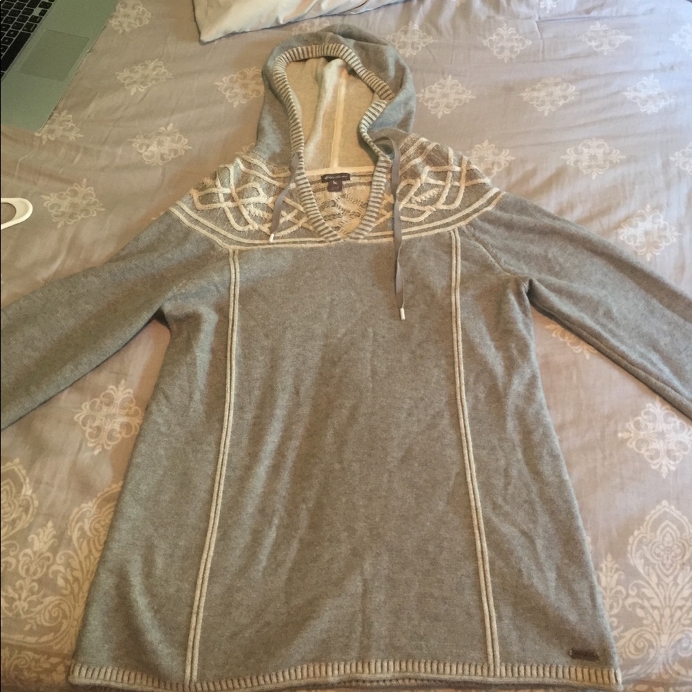 Eddie Bauer sweater hoodie size large