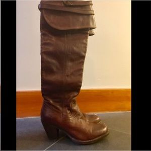 SALE! ✨ FRYE Knee-High Boots