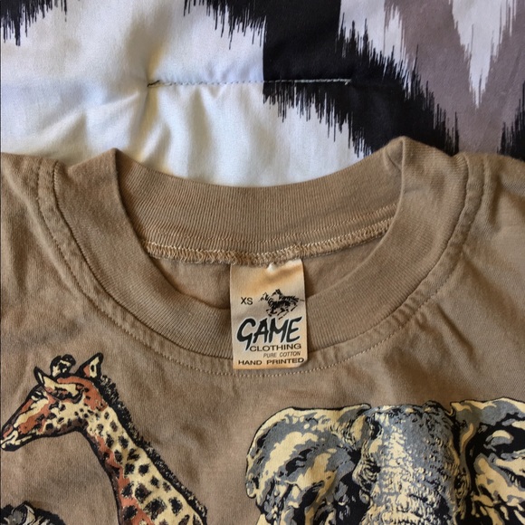 Vintage African Animals Tee - Picture 4 of 4
