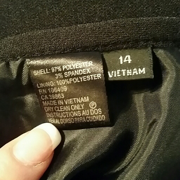 Black Tahari skirt - Picture 5 of 5