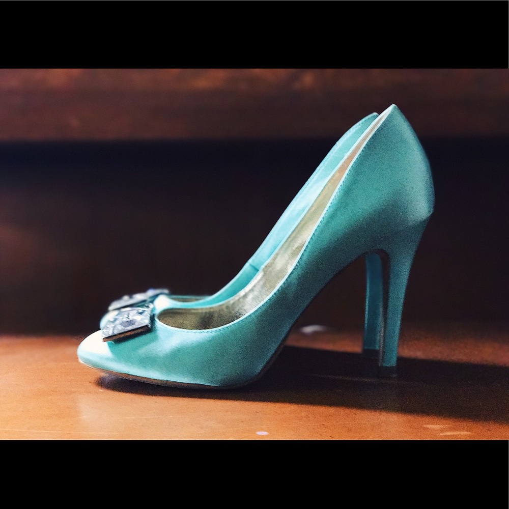 Joan & David Fanceen Pumps 7.5 (Fits like a 7)