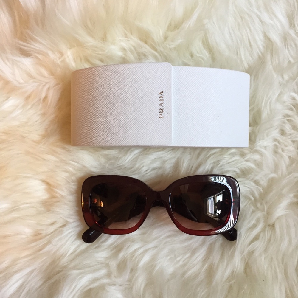 RARE Prada OPR 270S