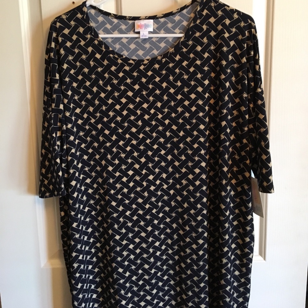 LuLaRoe Irma Tunic