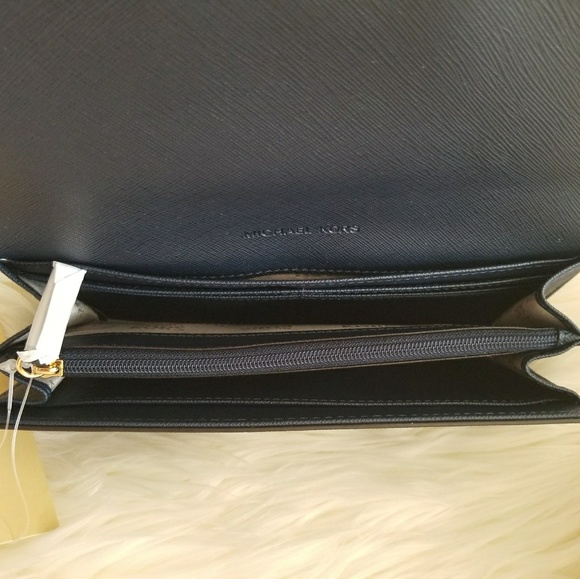 NWT* Michael Kors  Jet Set Travel Wallet* - Picture 6 of 7