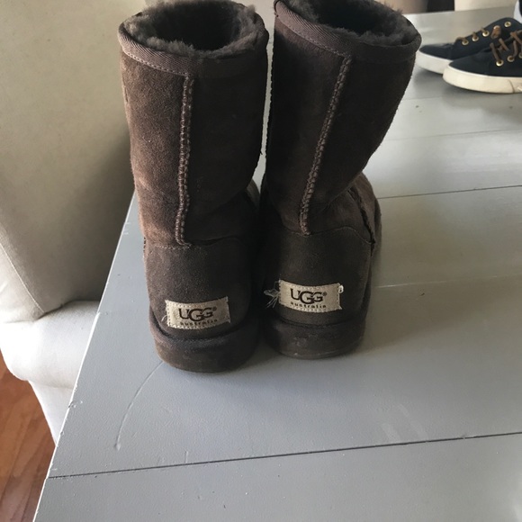 Chocolate Uggs - Picture 2 of 3