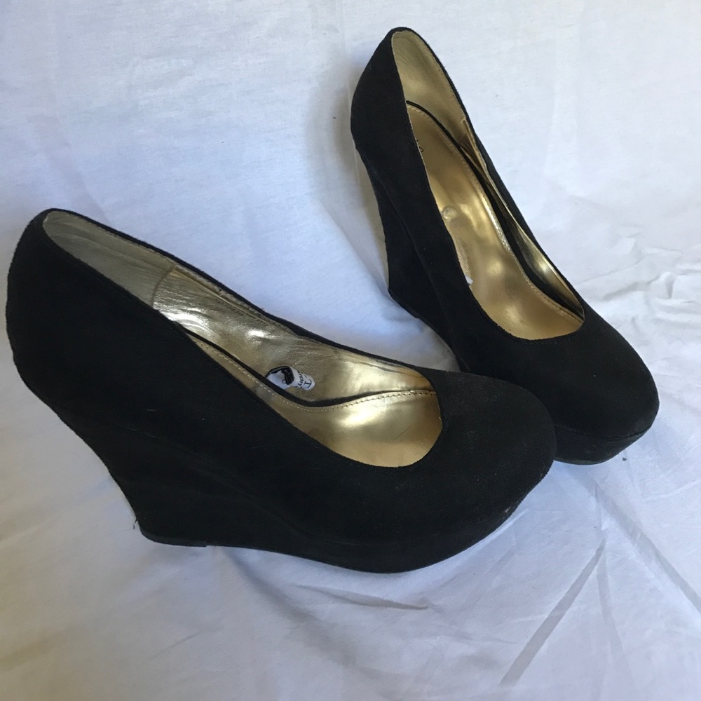 Platform suede wedges