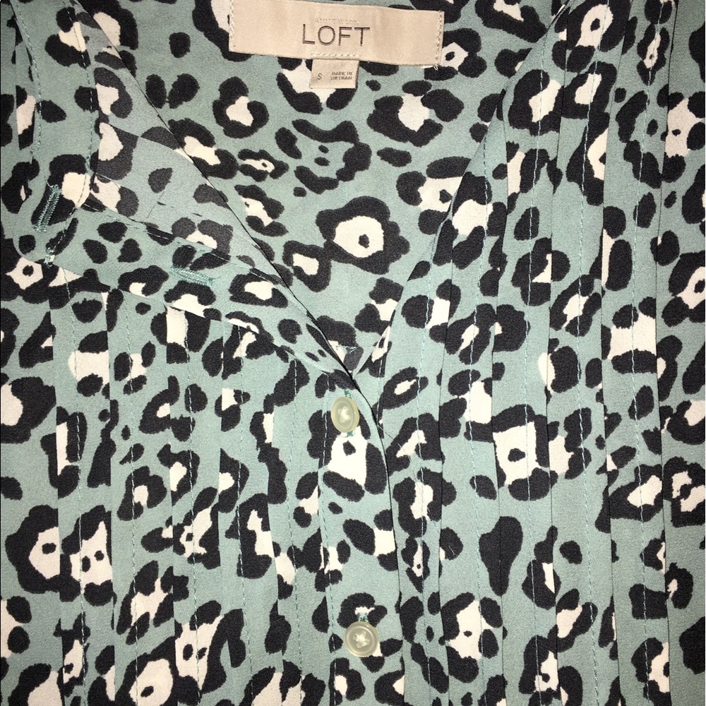 Loft shell blouse - Picture 2 of 3