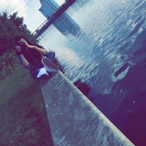 Meet your Posher, Isa