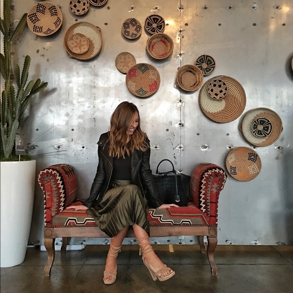 Meet your Posher, Lindy