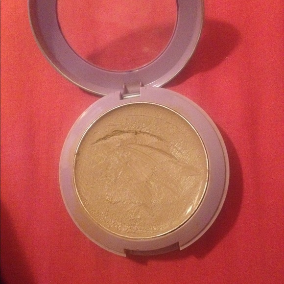 Cream To Powder (HAVE TO BUNDLE THIS ITEM) - Picture 2 of 3